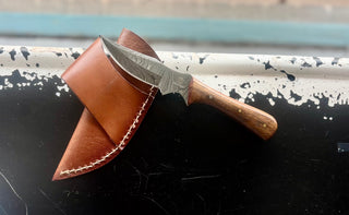 Billy's Damascus 6 1/4" Wood Grip