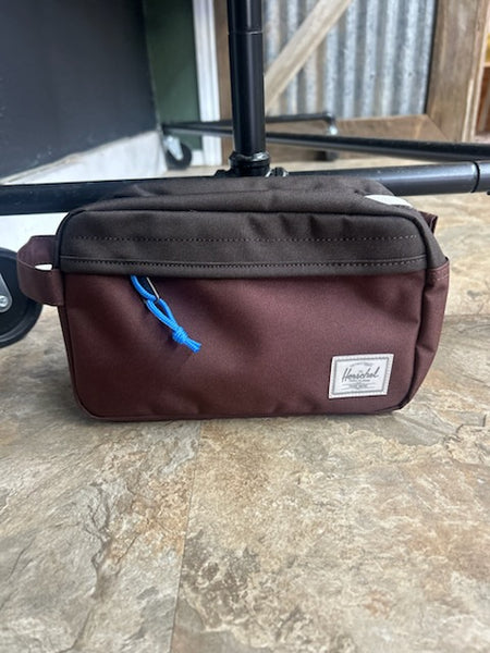 Herschel Chapter Travel Kit