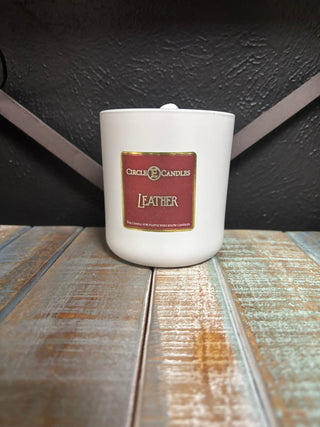 Circle E 14 oz candle