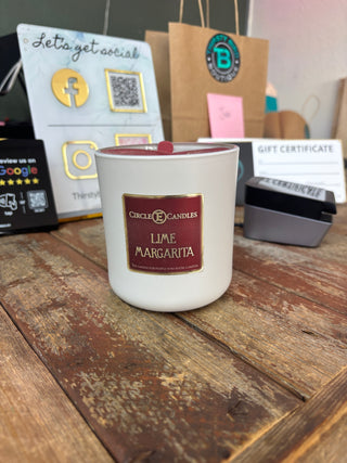Circle E 14 oz candle